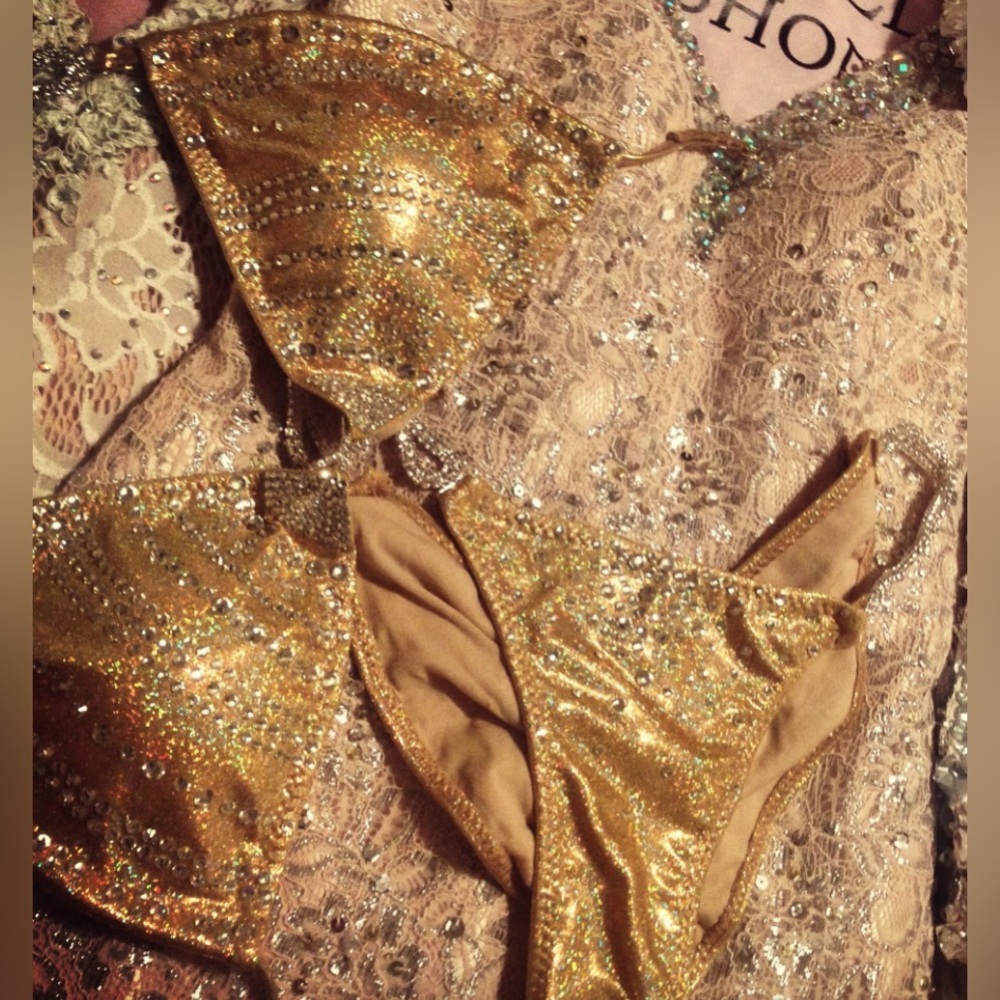 Stage Bikini - Gold